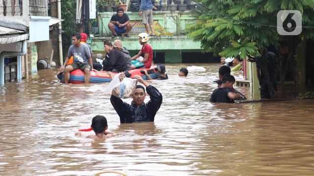 TIPS KETIKA BANJIR MELANDA