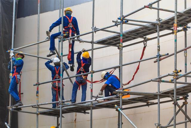 Tips Aman Menggunakan Scaffolding