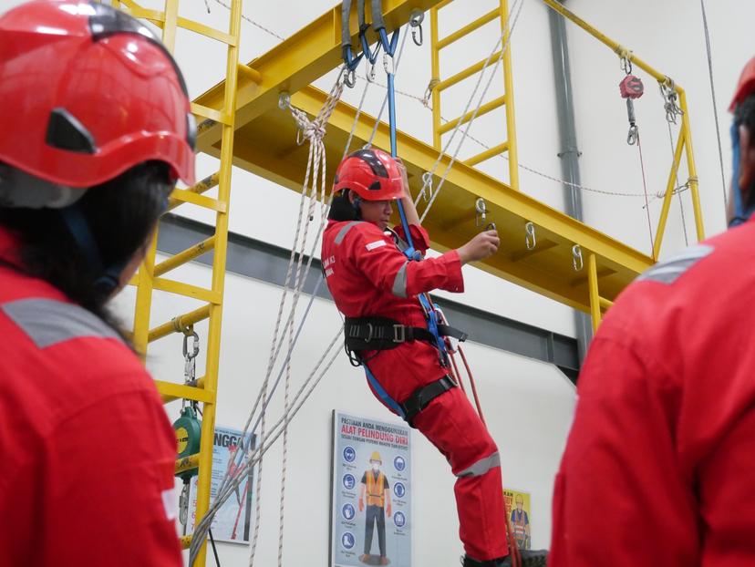 Tenaga Kerja Bangunan Tinggi Tingkat 2 (TKBT) Batch 114