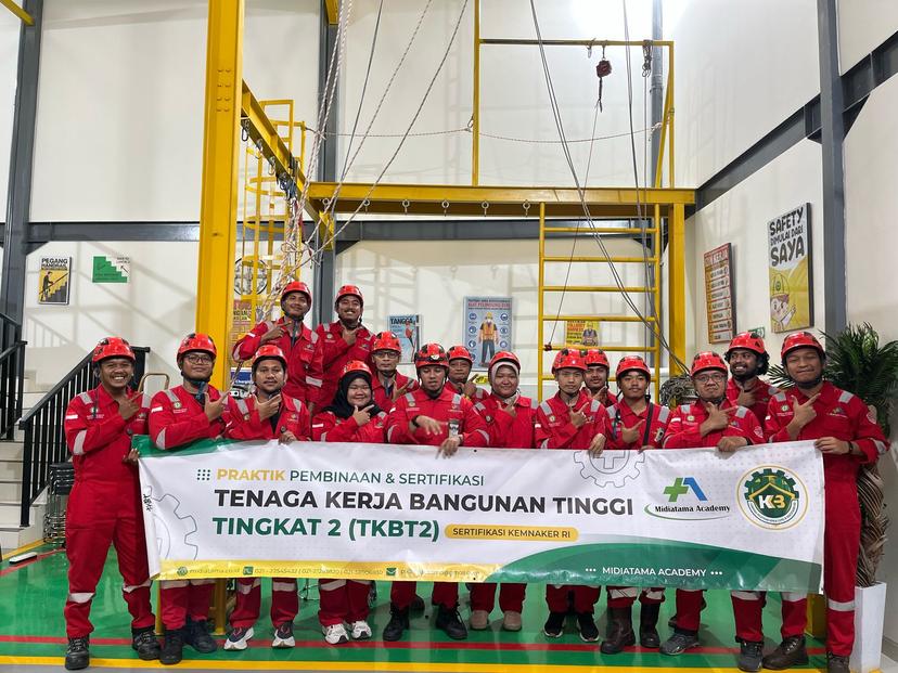 Tenaga Kerja Bangunan Tinggi Tingkat 2 (TKBT) Batch 138